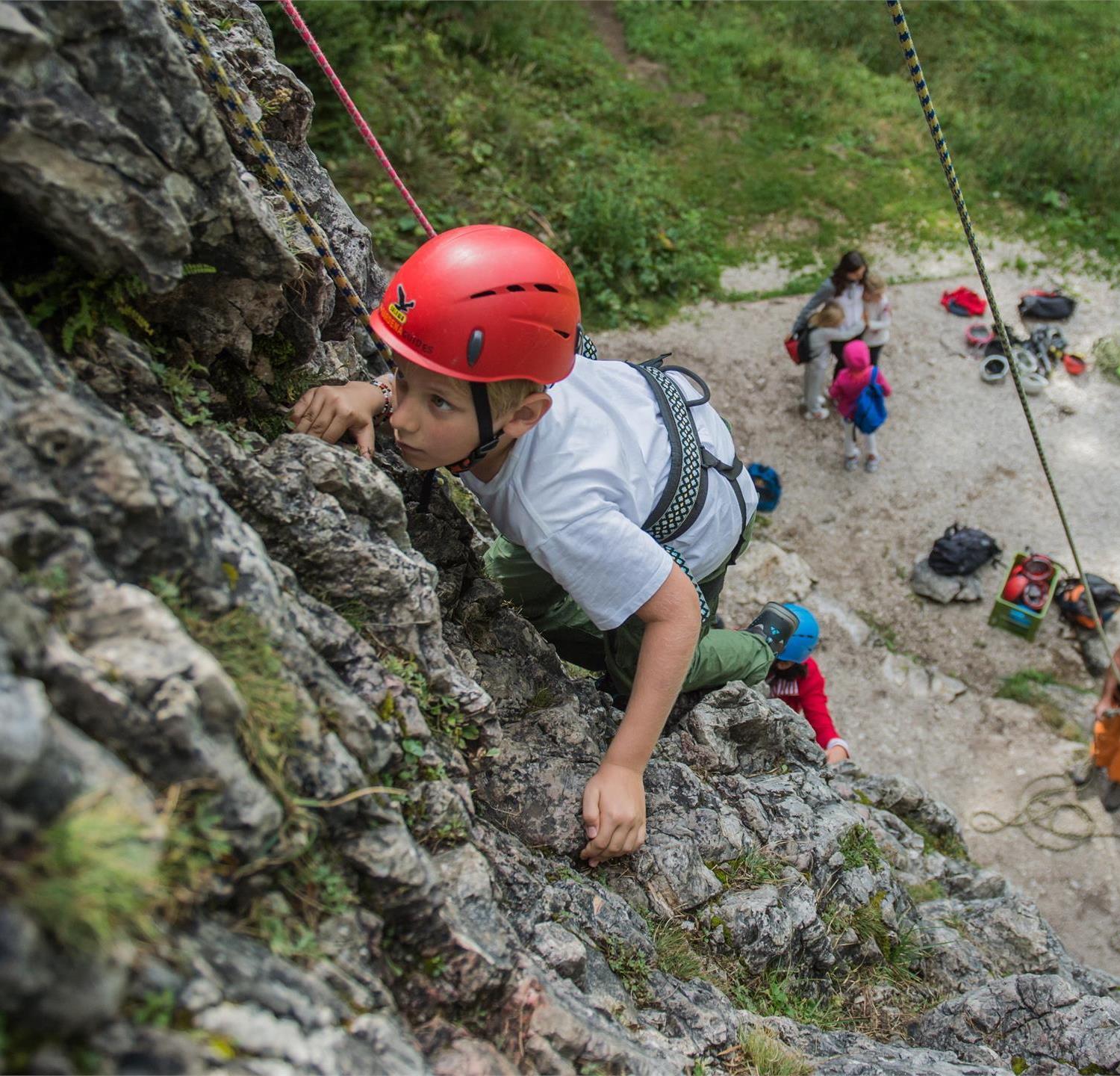 Foto per Kids Active - Abili alpinisti e curiosi osservatori della natura